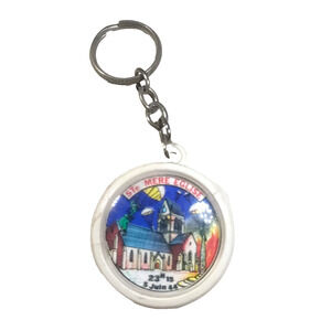 St Mere Eglise Plastic Memorial Keychain June 5 Th 1944 Collectable